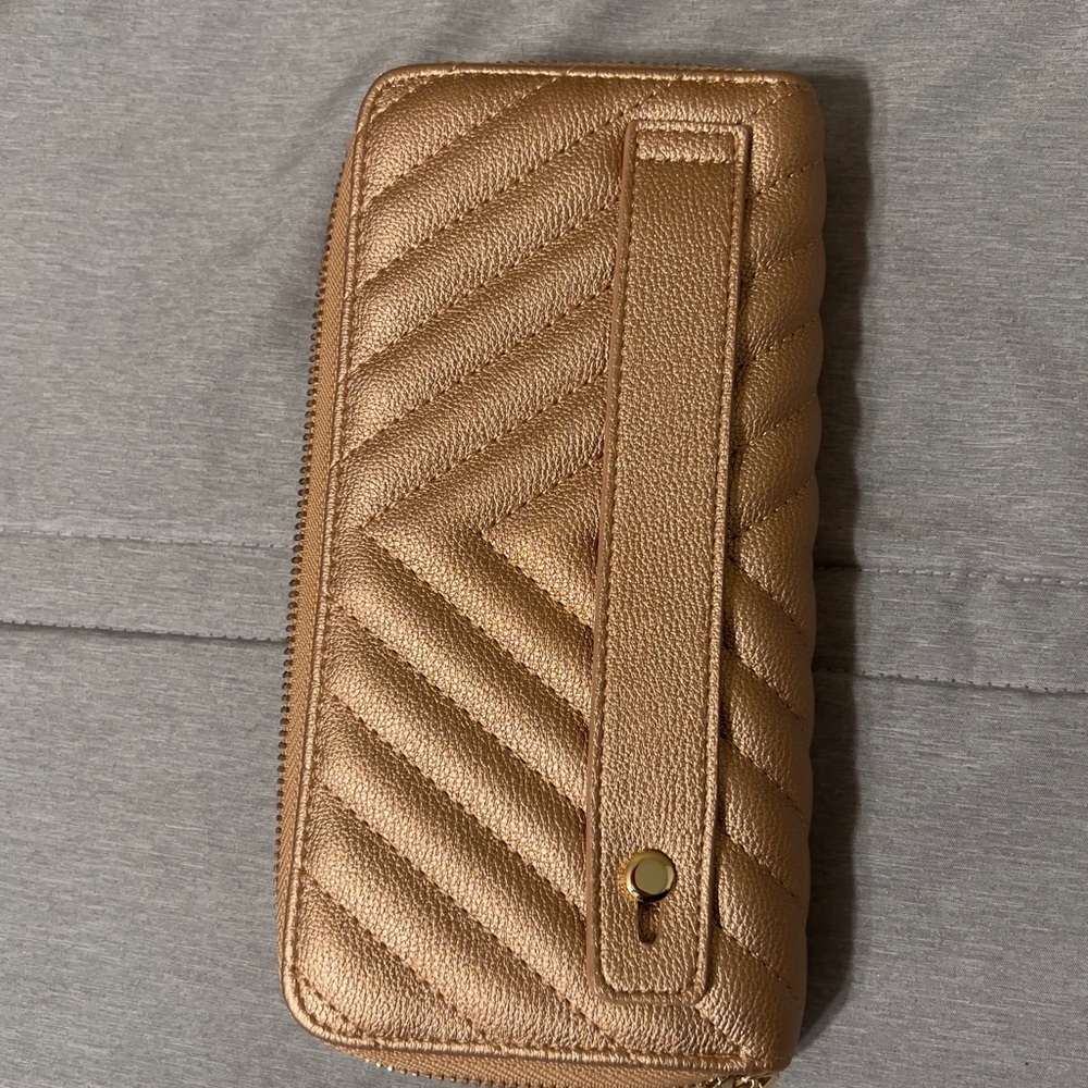 2  Zip Wallet Set - Red & Gold - Picture 6 of 7